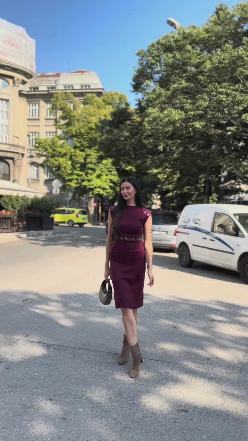 Дамска плетена рокля „Ariana“ с колан – бордо