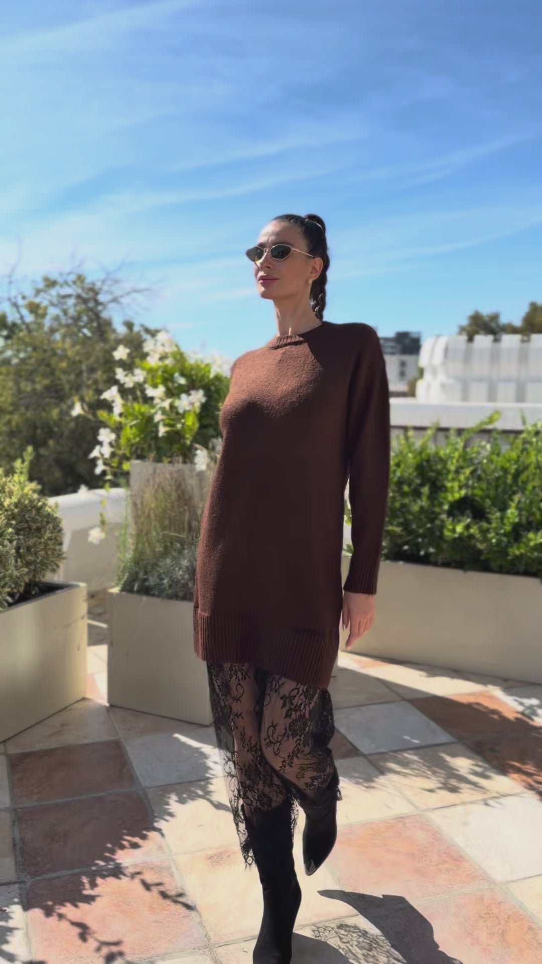 Плетена рокля Lorena с дантела – кафява