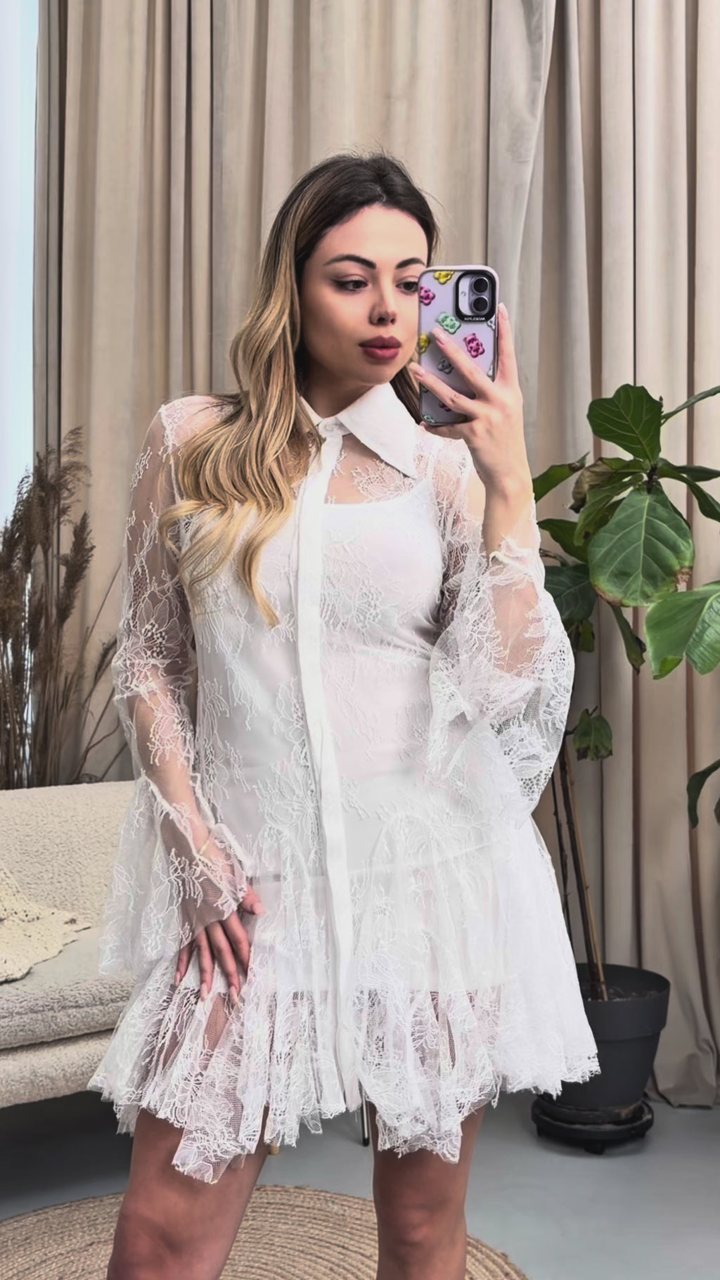 Дантелена рокля White Elegance